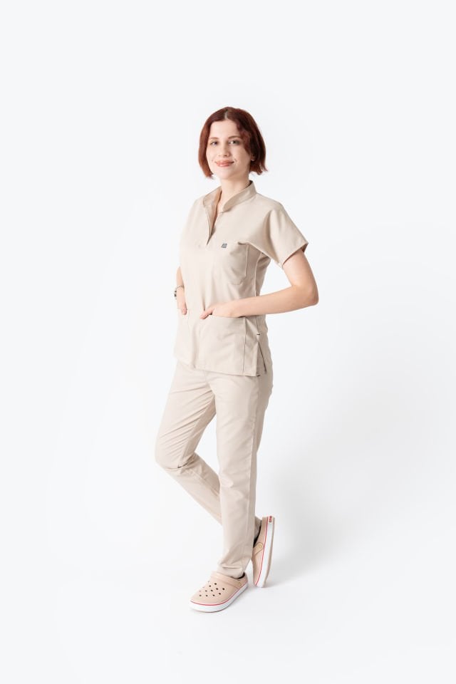 940 Bej Rengi Hakim Yaka Gizli Çıtçıtlı Takım