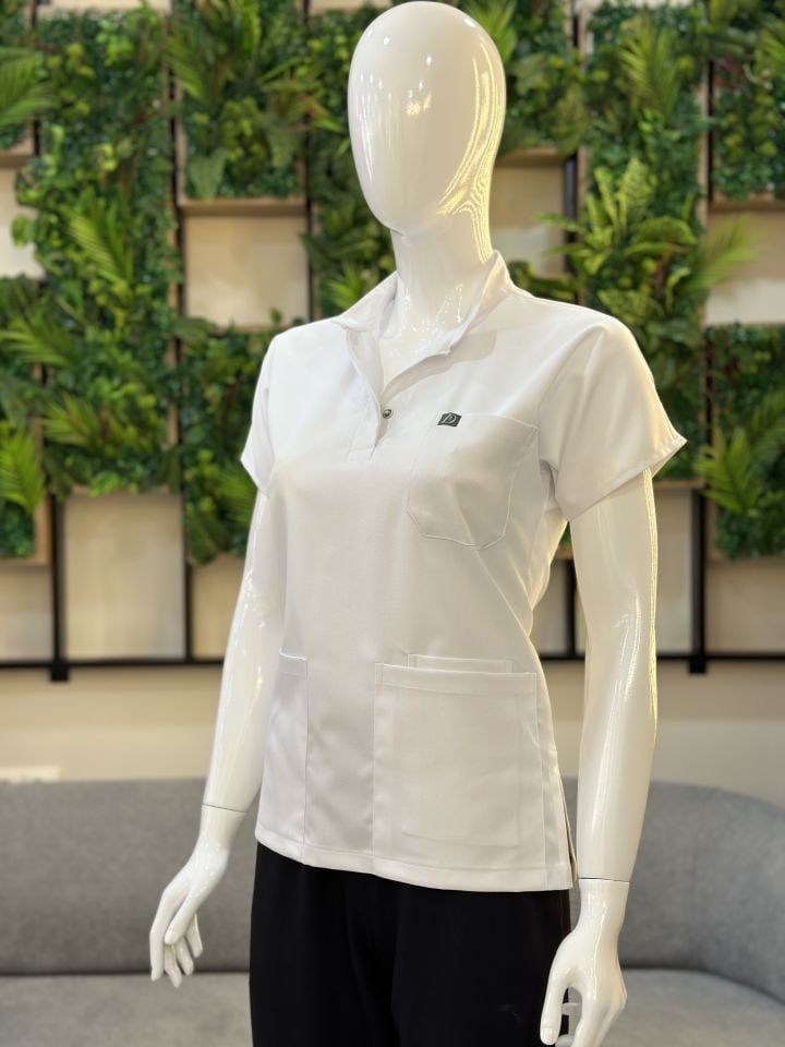 940 Beyaz Hakim Yaka Gizli Çıtçıtlı Tek Üst