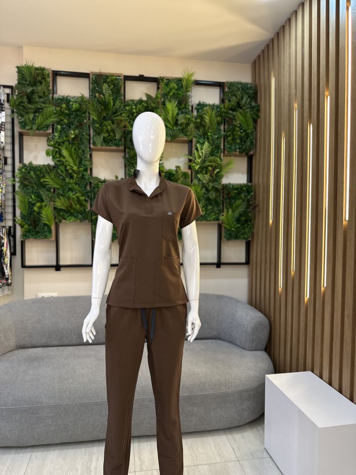 940 Kahverengi Hakim Yaka Gizli Çıtçıtlı Takım