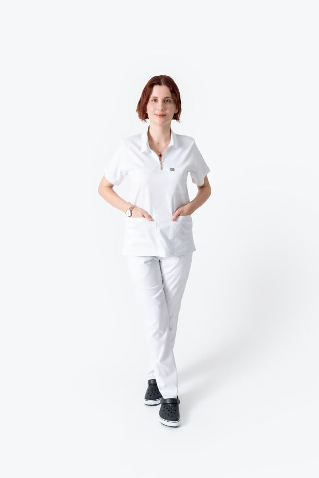 960 Beyaz Polo Yaka Fermuarlı Takım