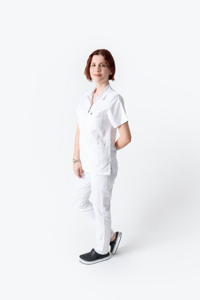 960 Beyaz Polo Yaka Fermuarlı Takım