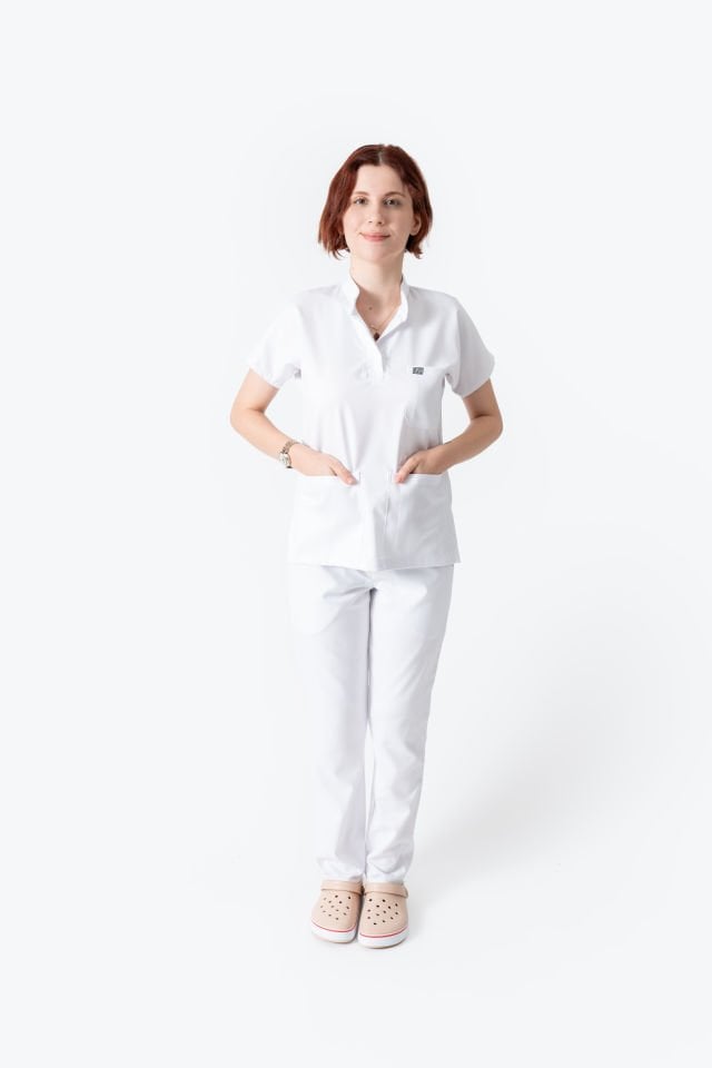 940 Beyaz Hakim Yaka Gizli Çıtçıtlı Takım